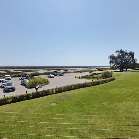 Pedras Del Rei 26 *